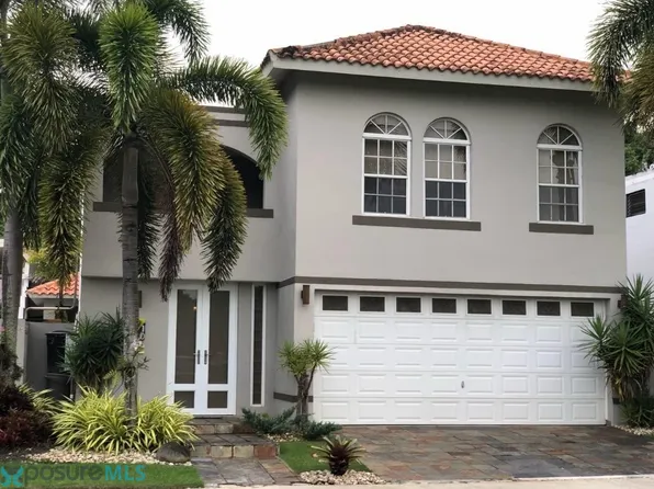 (undisclosed Address), Dorado, PR 00646