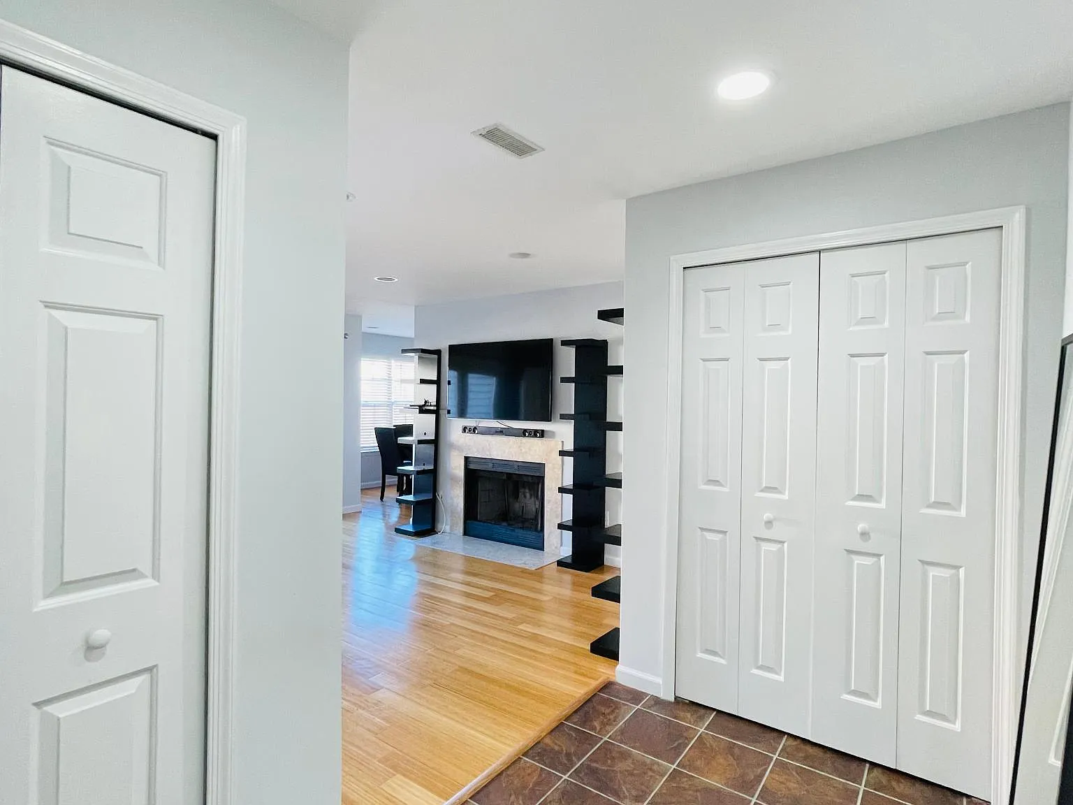 6423 Richmond Hwy — Photo 2