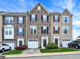 927 Brechin Ln #49, York, PA 17403