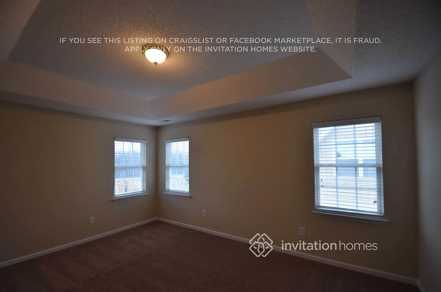 13407 Willow Falls Rd Charlotte, NC 28215 — Photo 4