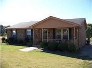 5400 Chicken Rd, Lebanon, TN 37090