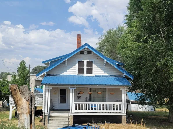 411 SE May Ave, Wilbur, WA 99185