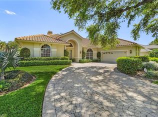 258 Monterey Dr, Naples, FL 34119