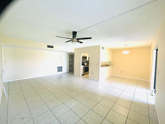 4th image of 164 San Juan Cir #164