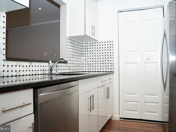 4th image of 18231 Swiss Cir APT 1-43