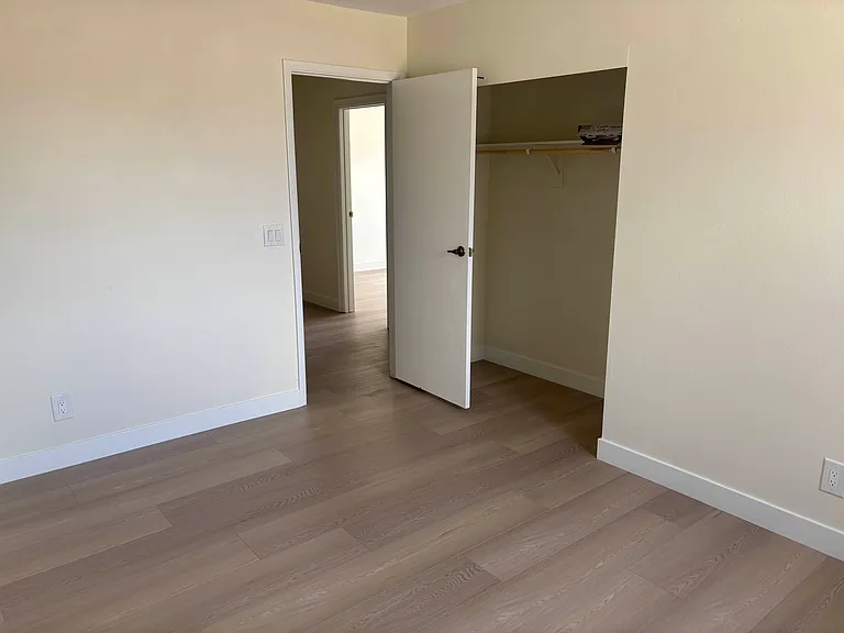 1335 Bobrich Cir — Photo 10