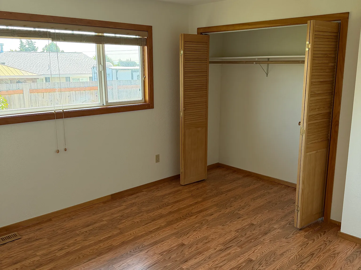 3 bed, 1625 sqft, $2,956 — Photo 4