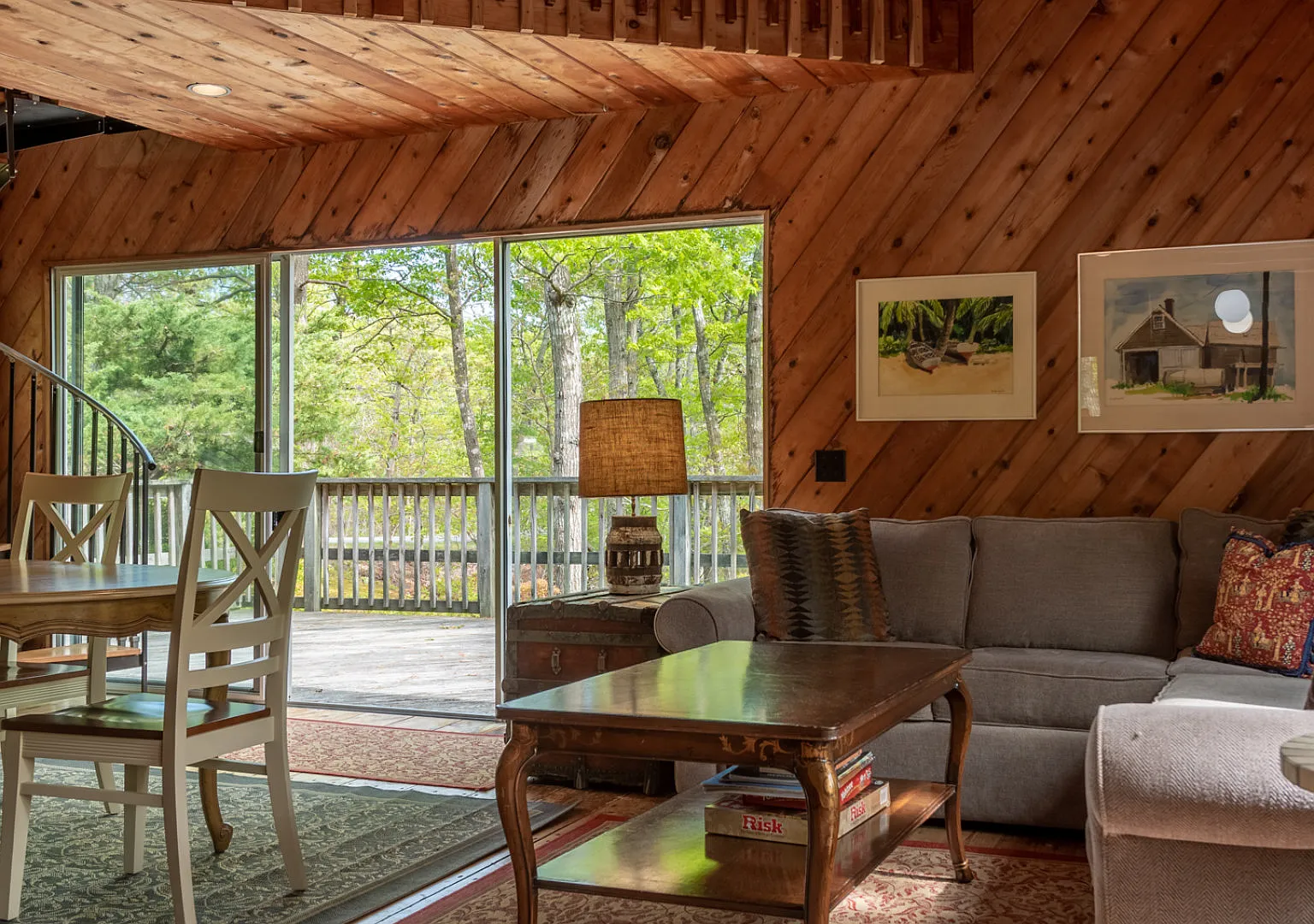 Open Floor Plan, Extensive Decking, Close to Gardiners Bay Beach — Photo 2