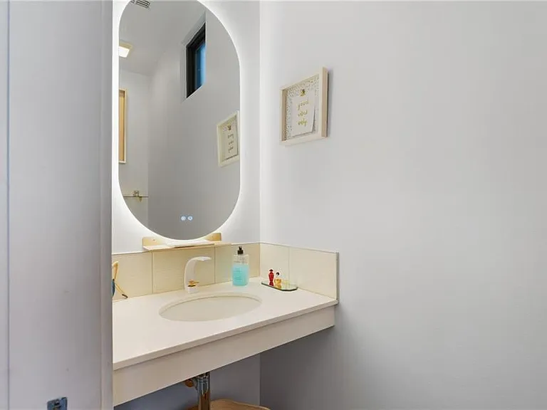 721 Longleaf Dr NE #1 — Photo 41