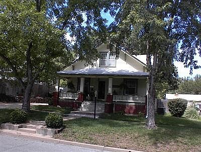 1st image of 307 NE 8th St