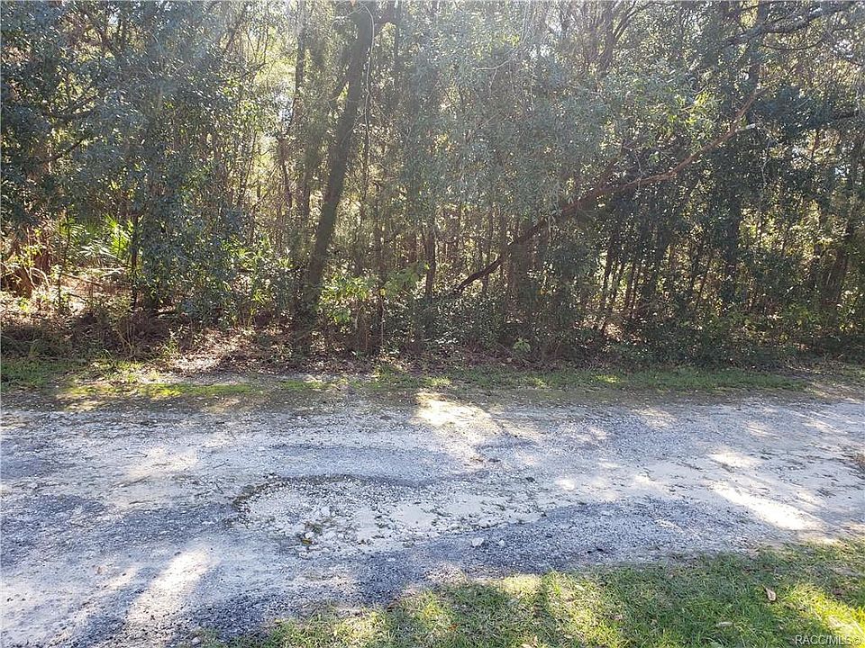 1st image of 5726 W Meadowpark Ln