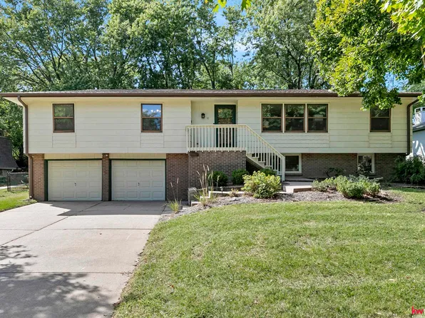 6027 S 25th St, Lincoln, NE 68512