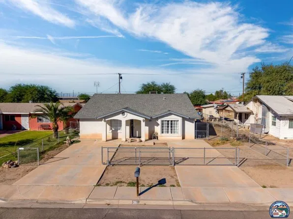 361 Maple Ave, Holtville, CA 92250