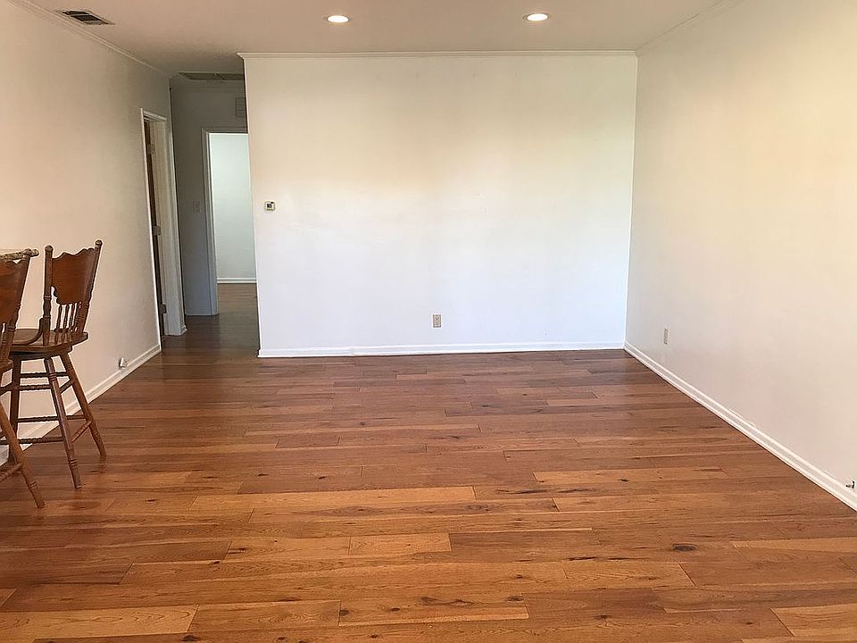 1st image of 176 E Clarion Dr