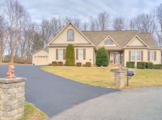 1891 Wilshire Ln, Pulaski, VA 24301