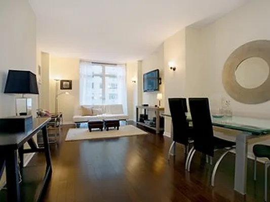 Rented by Corcoran | media 37