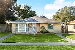 1 bed, 1.0 bath, 1600 sqft, $1,195 — Photo 1