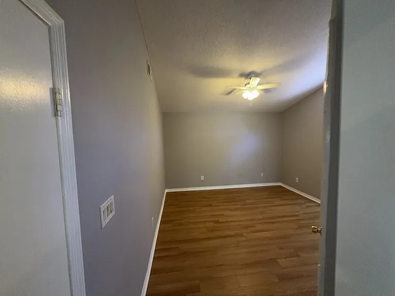 502 San Gabriel Ct — Photo 12