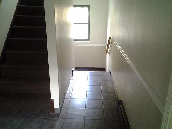 5th image of 1135 E 82nd St APT 204