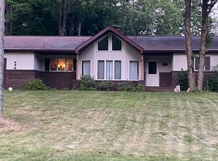 321 Orchard Rd, Lloyd, NY 12528