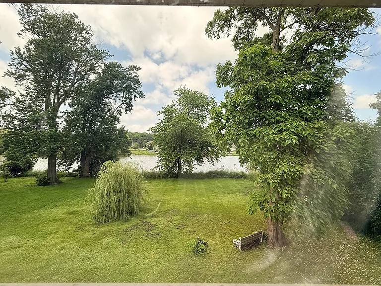 34 S River St — Photo 4