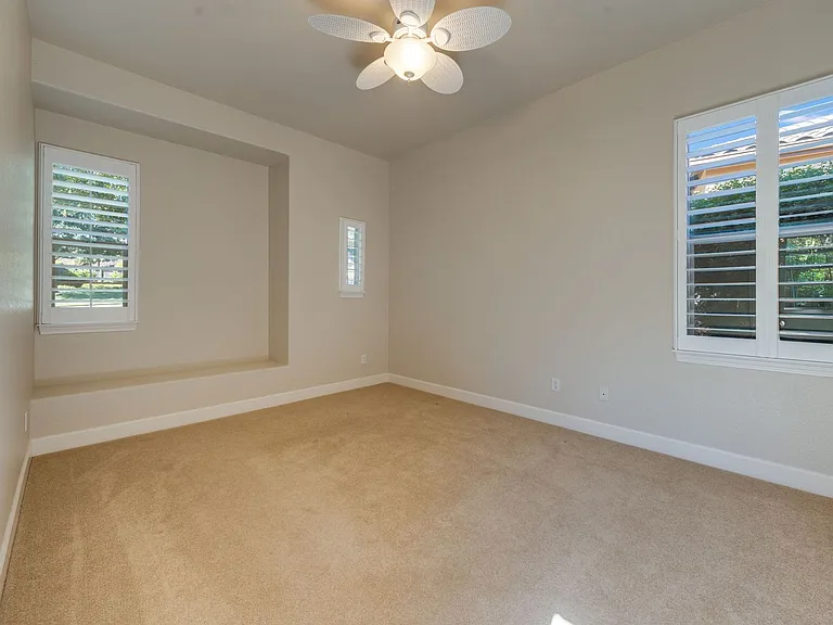 5035 Tesoro Way — Photo 44