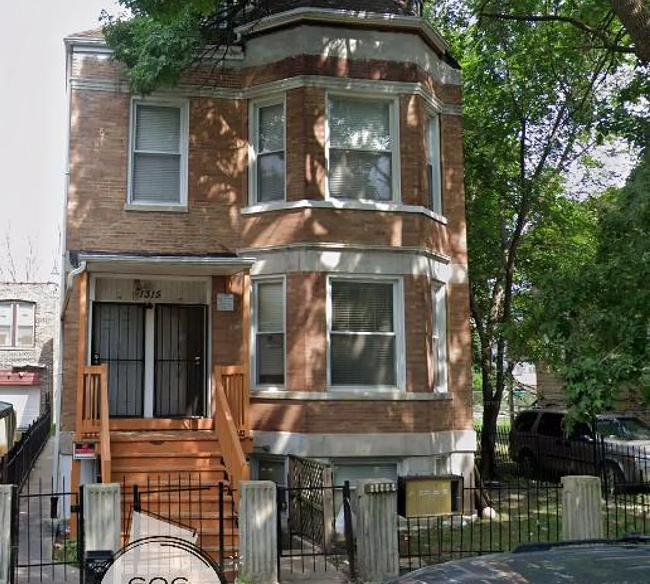 Updated Lawndale Garden Unit Available — Photo 1