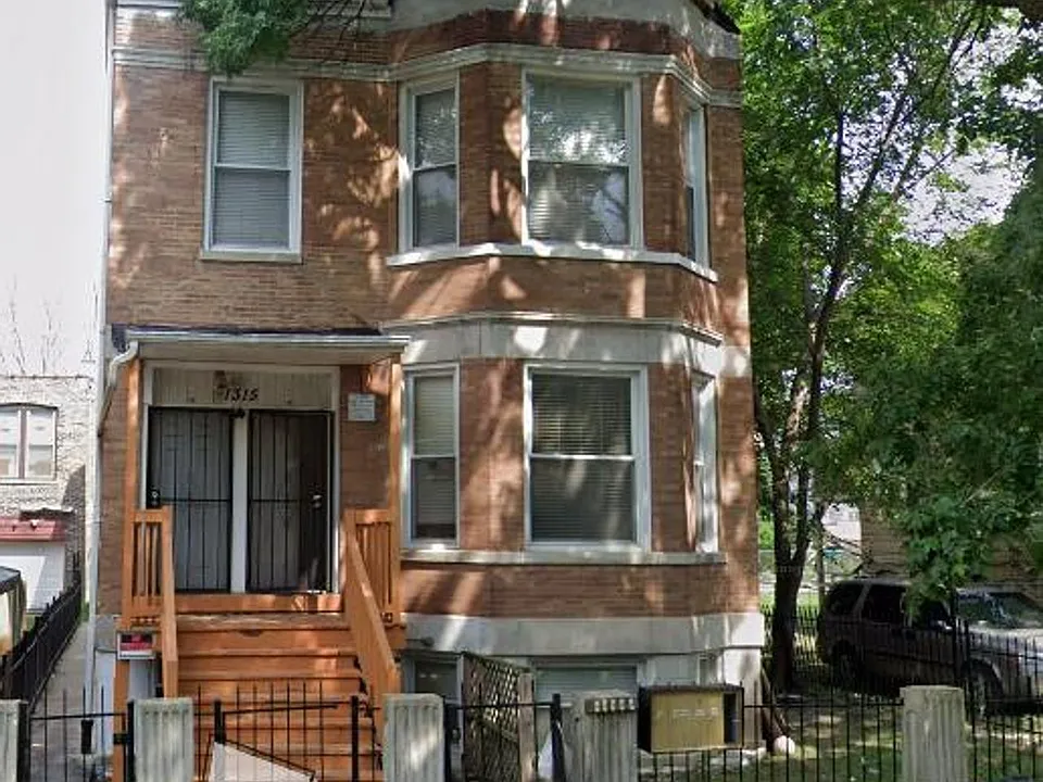 1315 S Komensky Ave #G