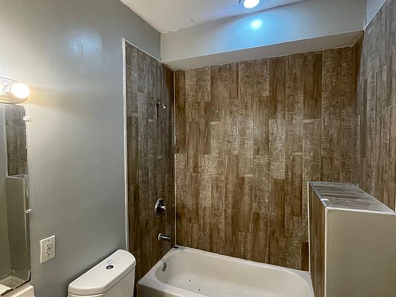 3rd image of 526 Central Ave #201