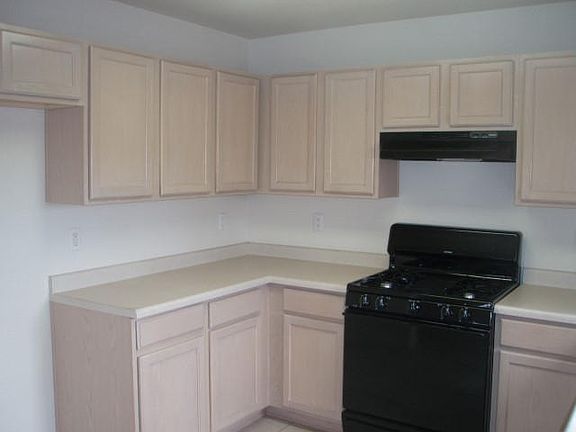 5th image of 6028 Stoney Bluff Ct NW