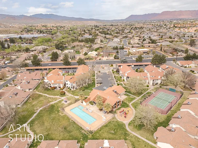 275 S Valley View Dr #J112 — Photo 5