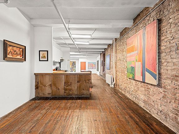 4th image of 130 W 26th St APT 3