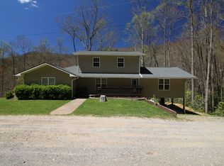 212 Warrior Way, Andrews, NC 28901