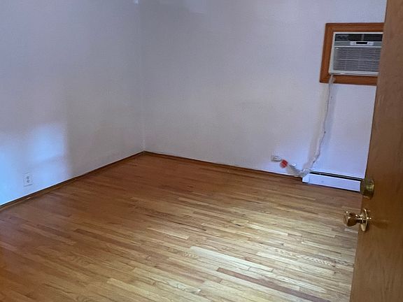 2nd image of 1445 N North Park Ave #1