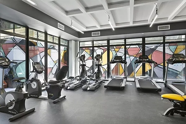 Rented by Zjama Realty Corp | media 32