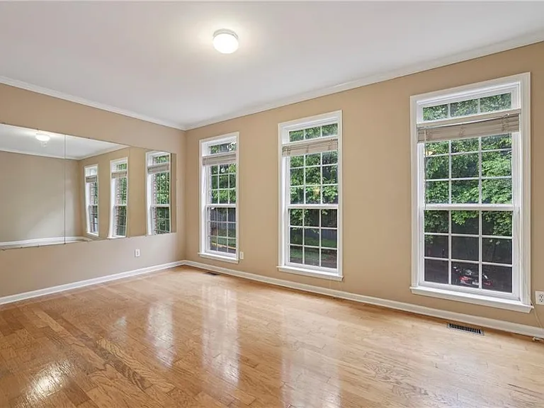 3128 Mercer University Dr — Photo 10