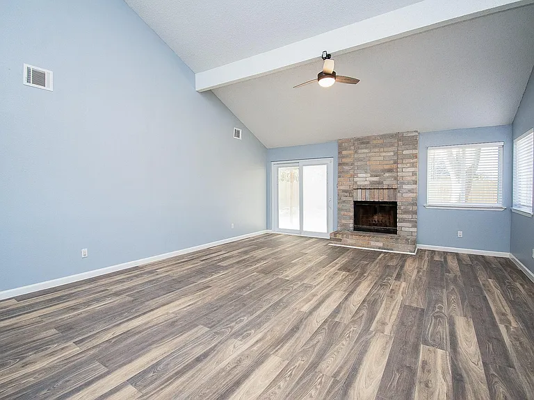 16419 N Bend Dr — Photo 6