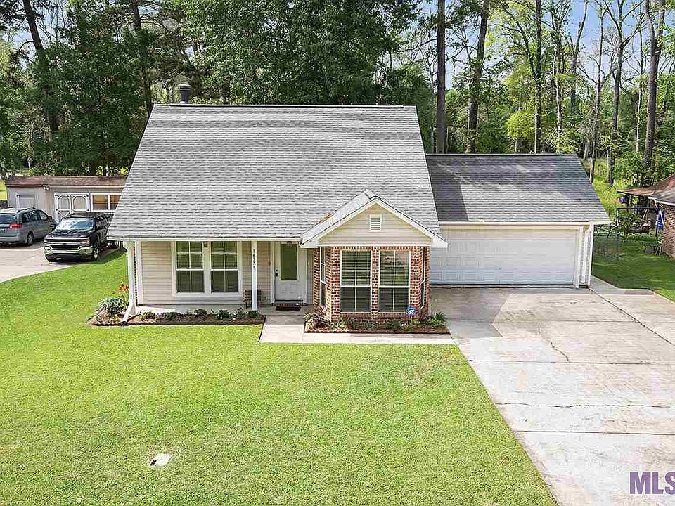 1st image of 34379 Woodland Trl