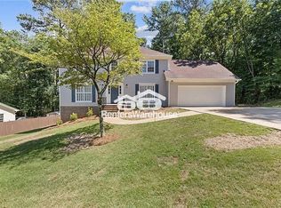 1388 Chesapeake Dr, Lilburn, GA 30047
