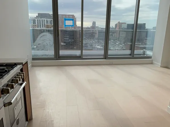 35-32 Leavitt St #12C, Flushing, NY 11354