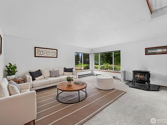 3rd image of 13616 99th Avenue NE
