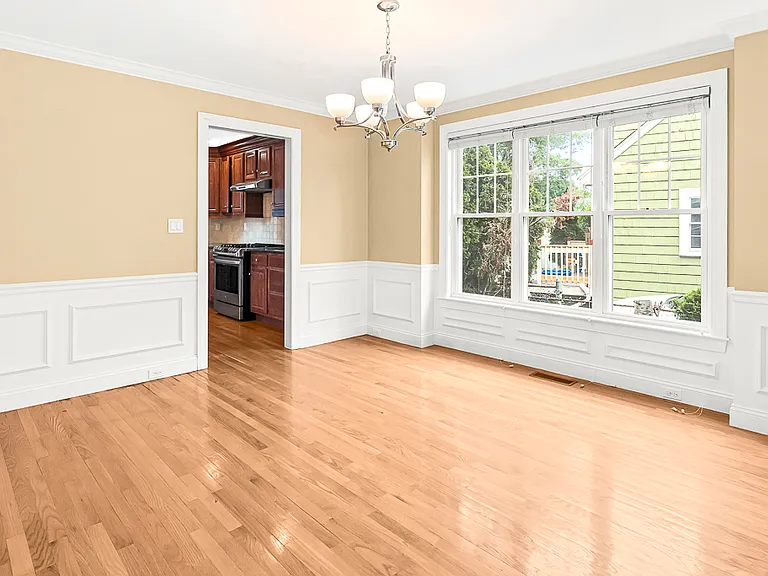 46 Loring Ave — Photo 18