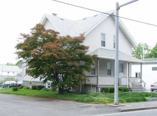 284 Main St, Warren, RI 02885