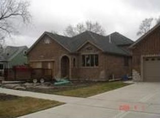 7942 Lotus Ave, Burbank, IL