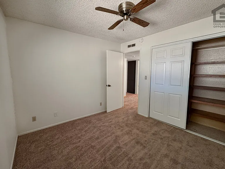 9613 N 55th Dr — Photo 25