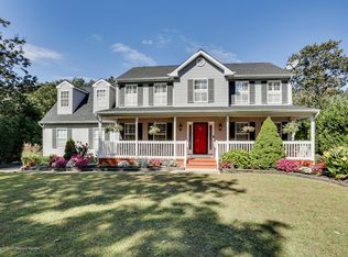 203 Devon Rd, Cream Ridge, NJ 08514