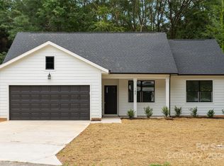 143 Robin Rd, Lincolnton, NC 28092