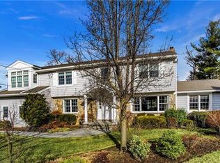 7 Milford Dr, White Plains, NY 10606