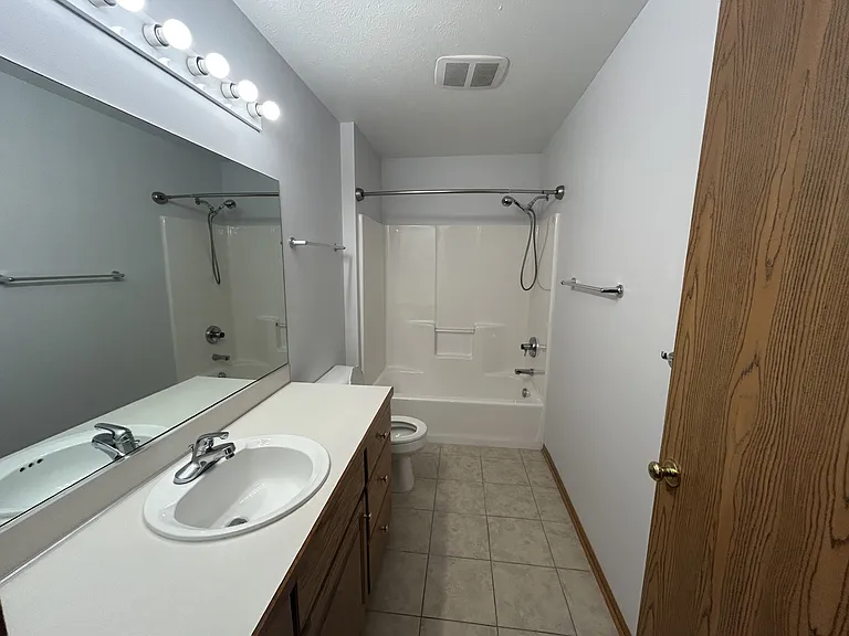 11902 Seven Pine Dr — Photo 14