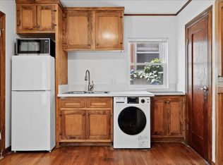 322 1/4 Columbia Ave, Los Angeles, CA 90017